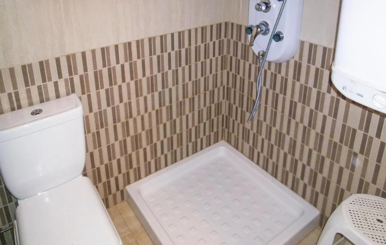 Nice Apartment In Benalmdena Costa With 1 Bedrooms, Wifi And Outdoor Swimming Pool